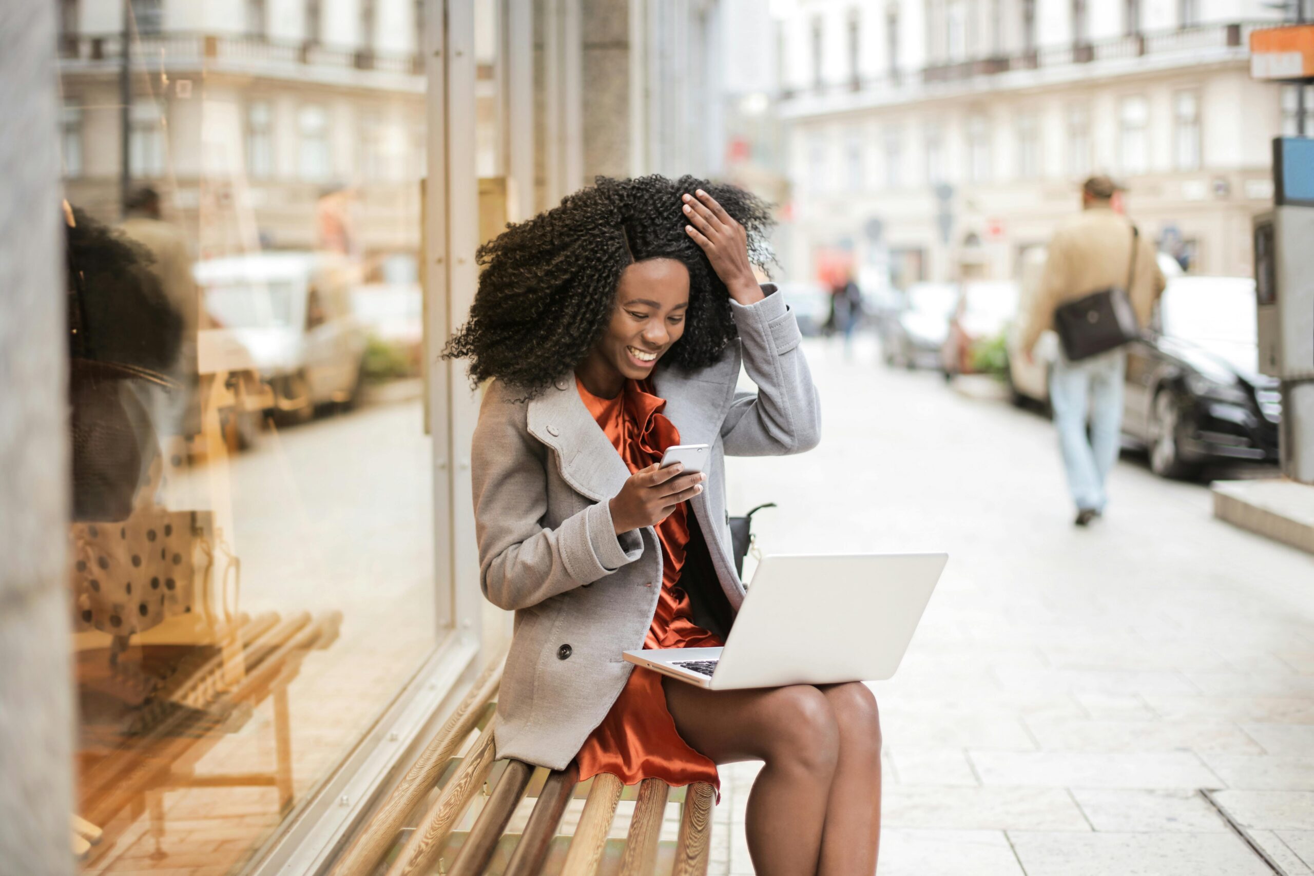 Black woman studying 5-day learn launch lead challenge